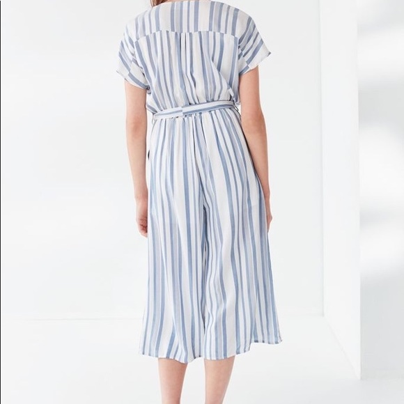Urban Outfitters Blue and White Striped Jumpsuit - Picture 3 of 7